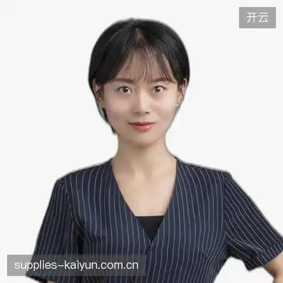 侯俊思